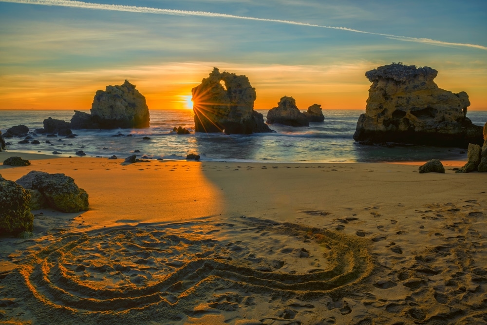 Beautiful sunset at Bandon Beach - discover the bset time to visit the Oregon Coast