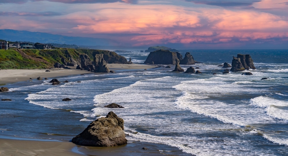 Why You Should See Face Rock in Oregon 8 Beautiful Coastline near our Bandon, Oregon Hotel and Face Rock in Oregon