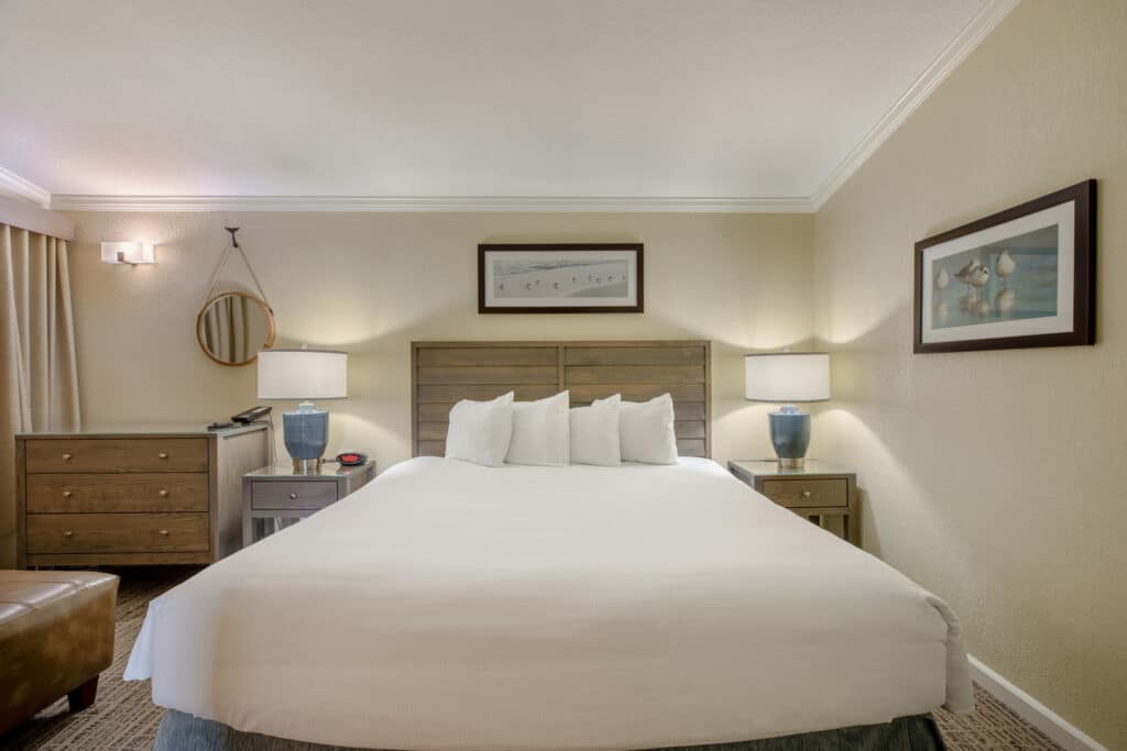 Room at our dog-friendly hotel on the Oregon Coast.